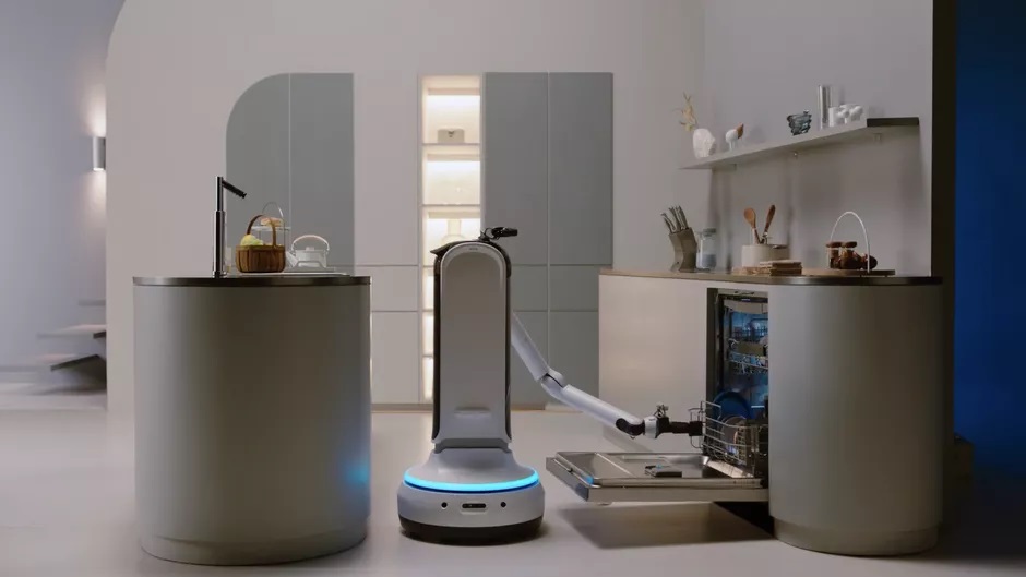 Domestic Dreams Robots Make to Clean